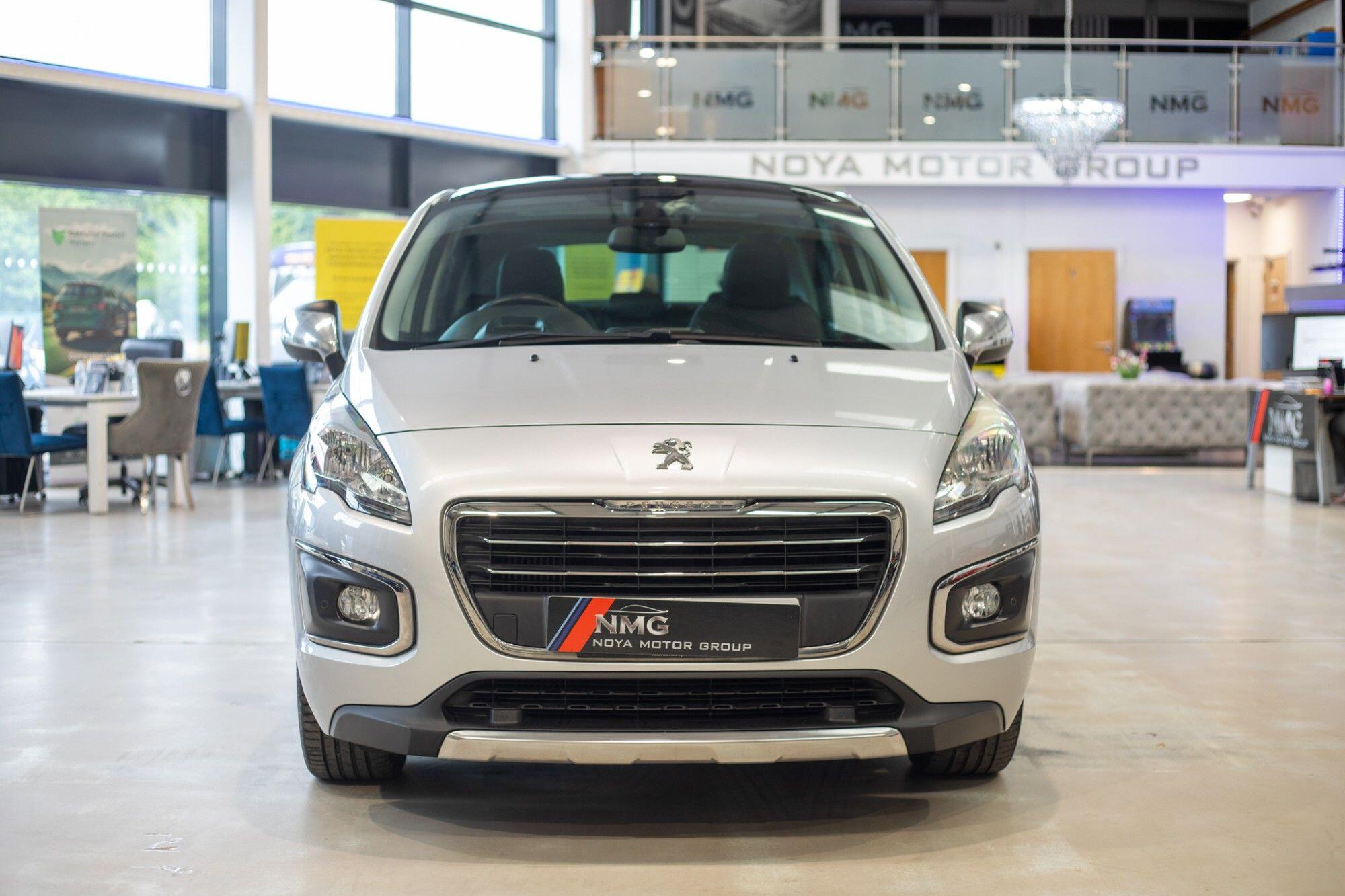 Peugeot 3008 view 11