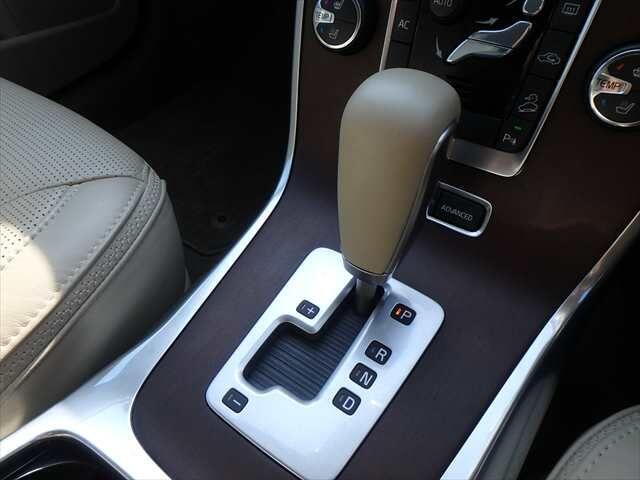 Volvo XC70 view 19
