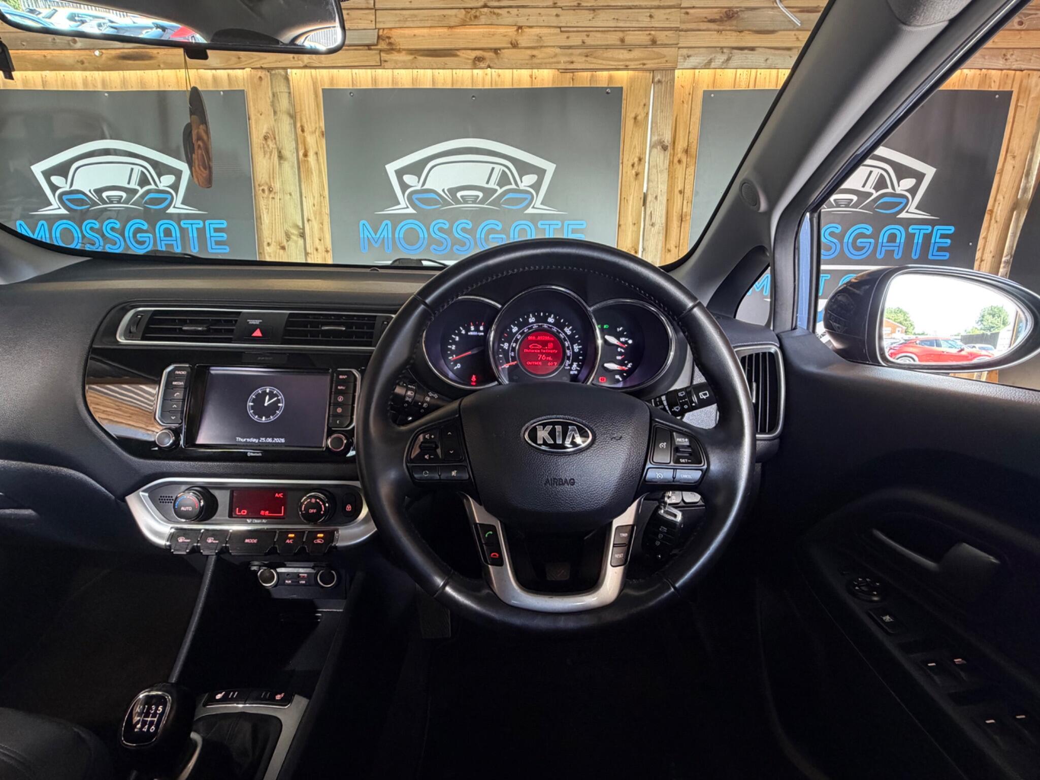 Kia Rio view 22
