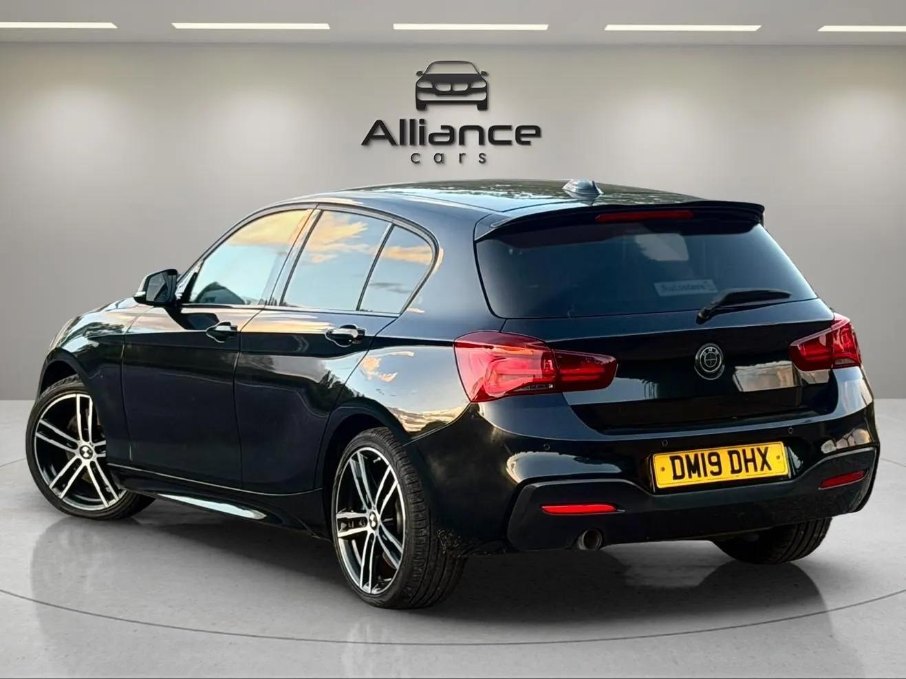 BMW 1 Series view 19