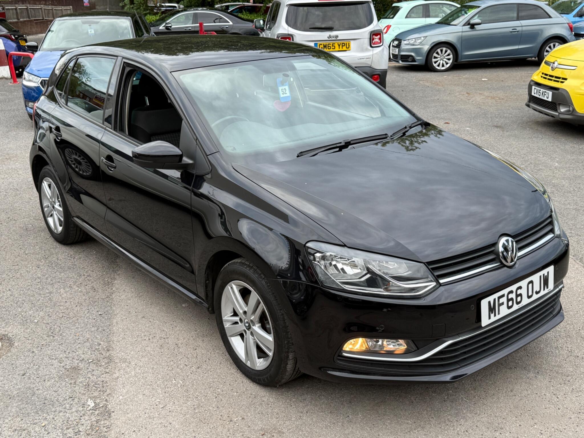 Volkswagen Polo - Image 5