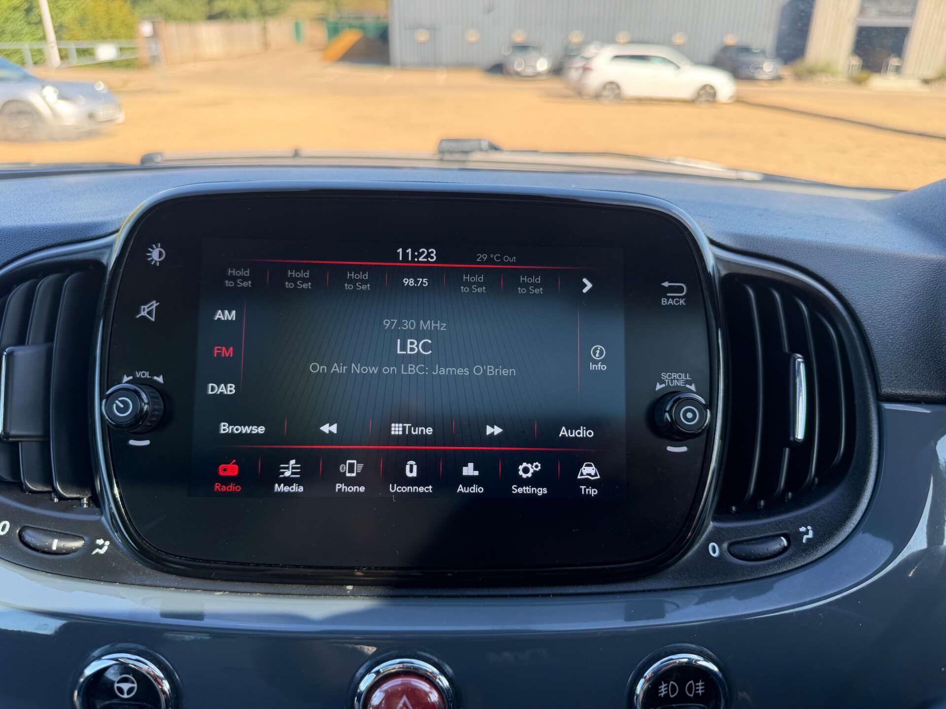 Fiat 500 view 21