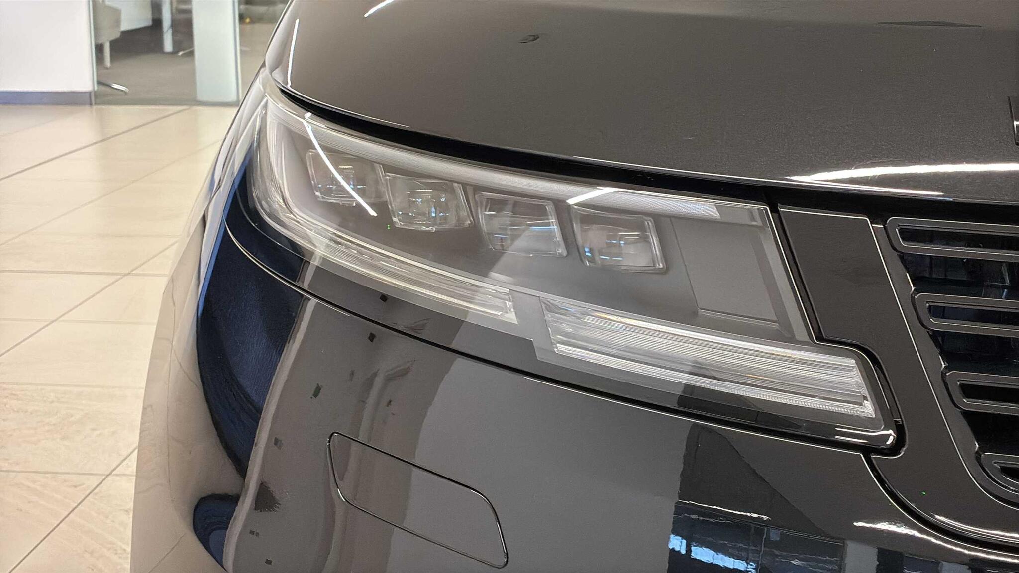 Land Rover Range Rover Sport view 17