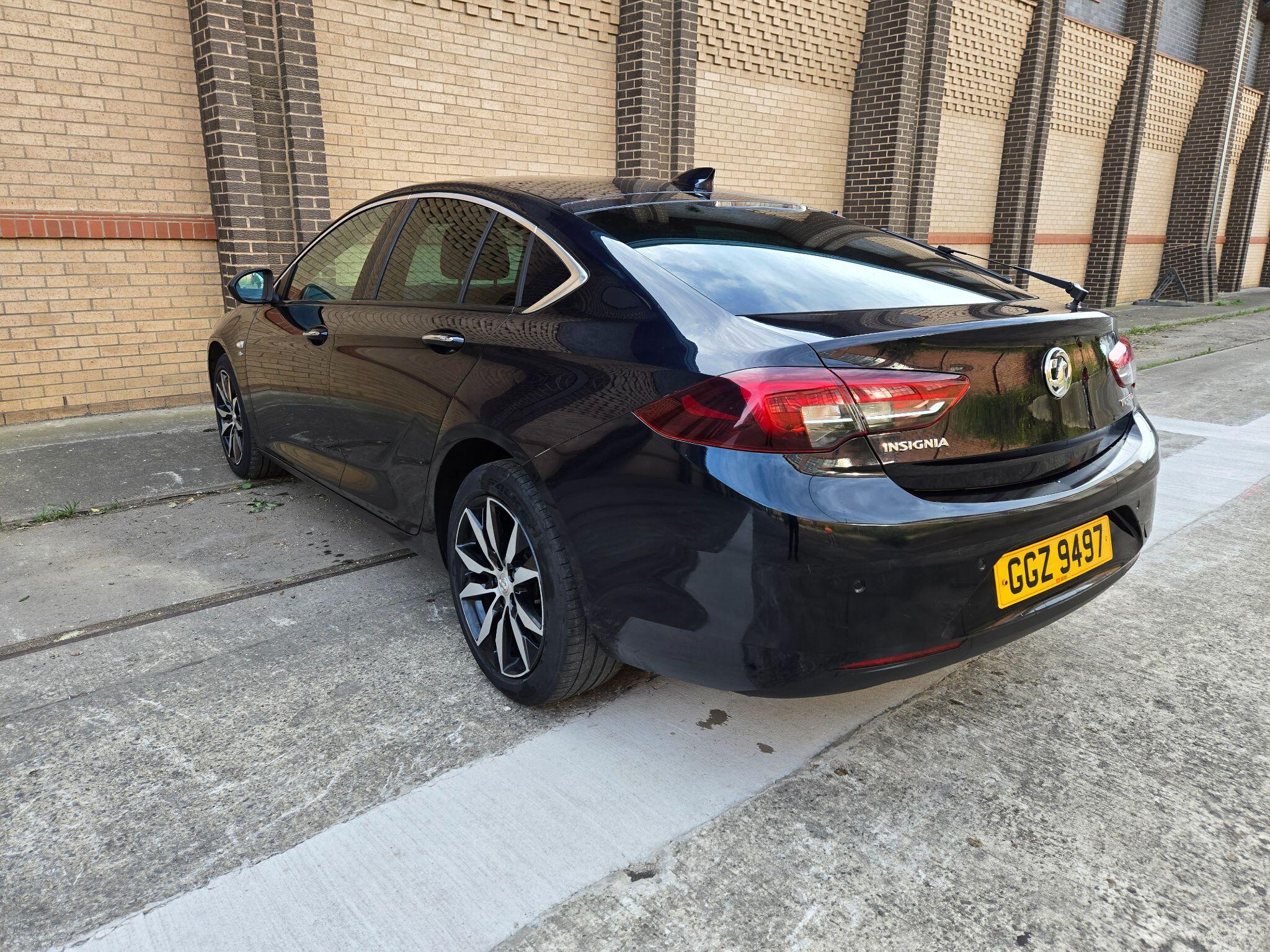 2017 Vauxhall Insignia 1.6 Turbo D BlueInjection Elite Nav Grand Sport Euro 6 (s/s) 5dr • 87,000 miles image 7