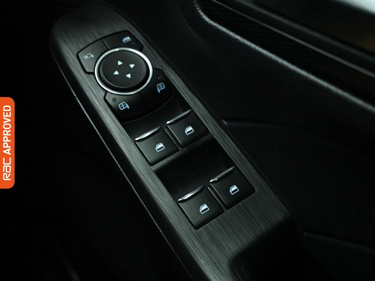 Ford Kuga view 27