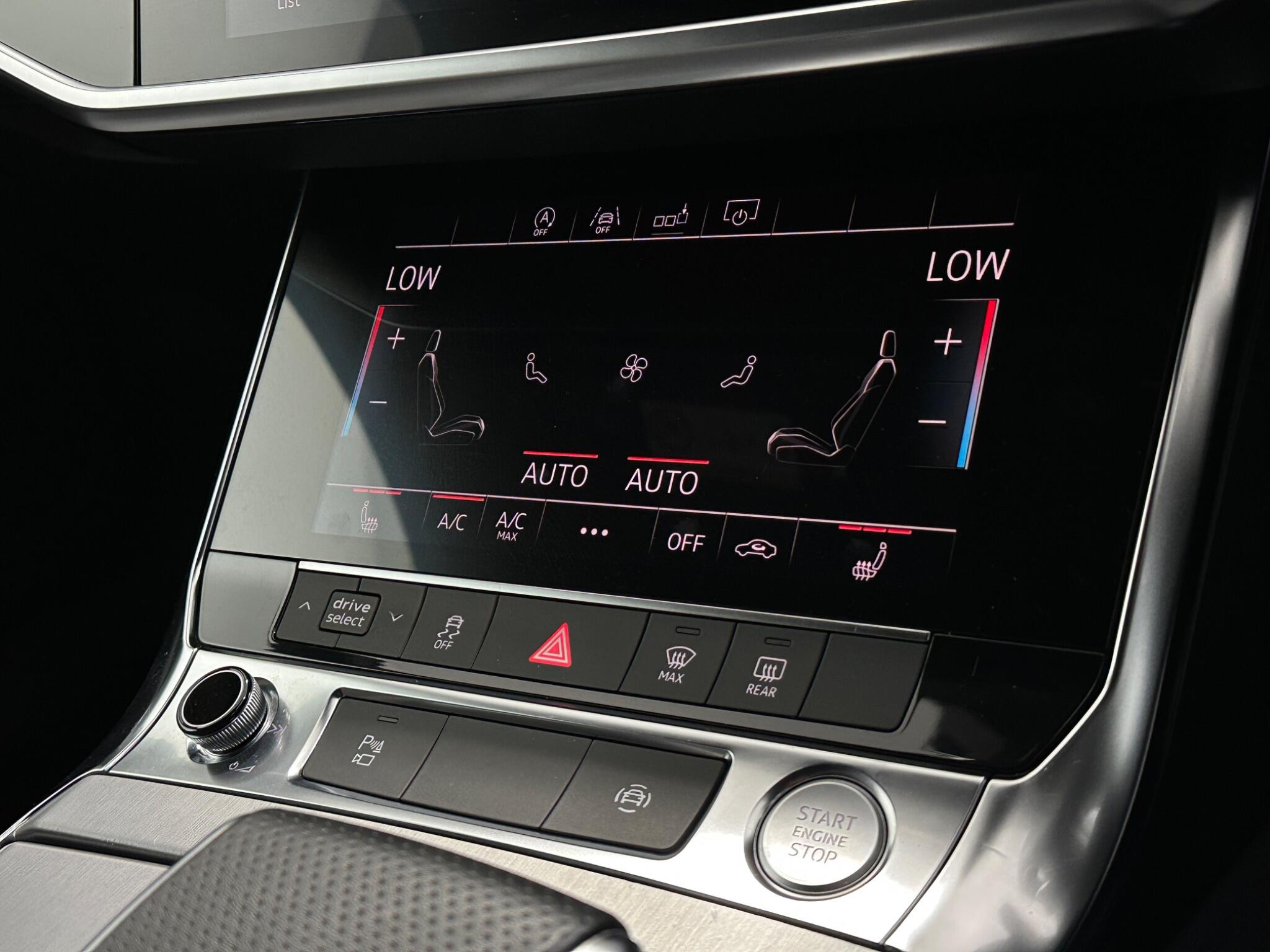Audi A6 view 22