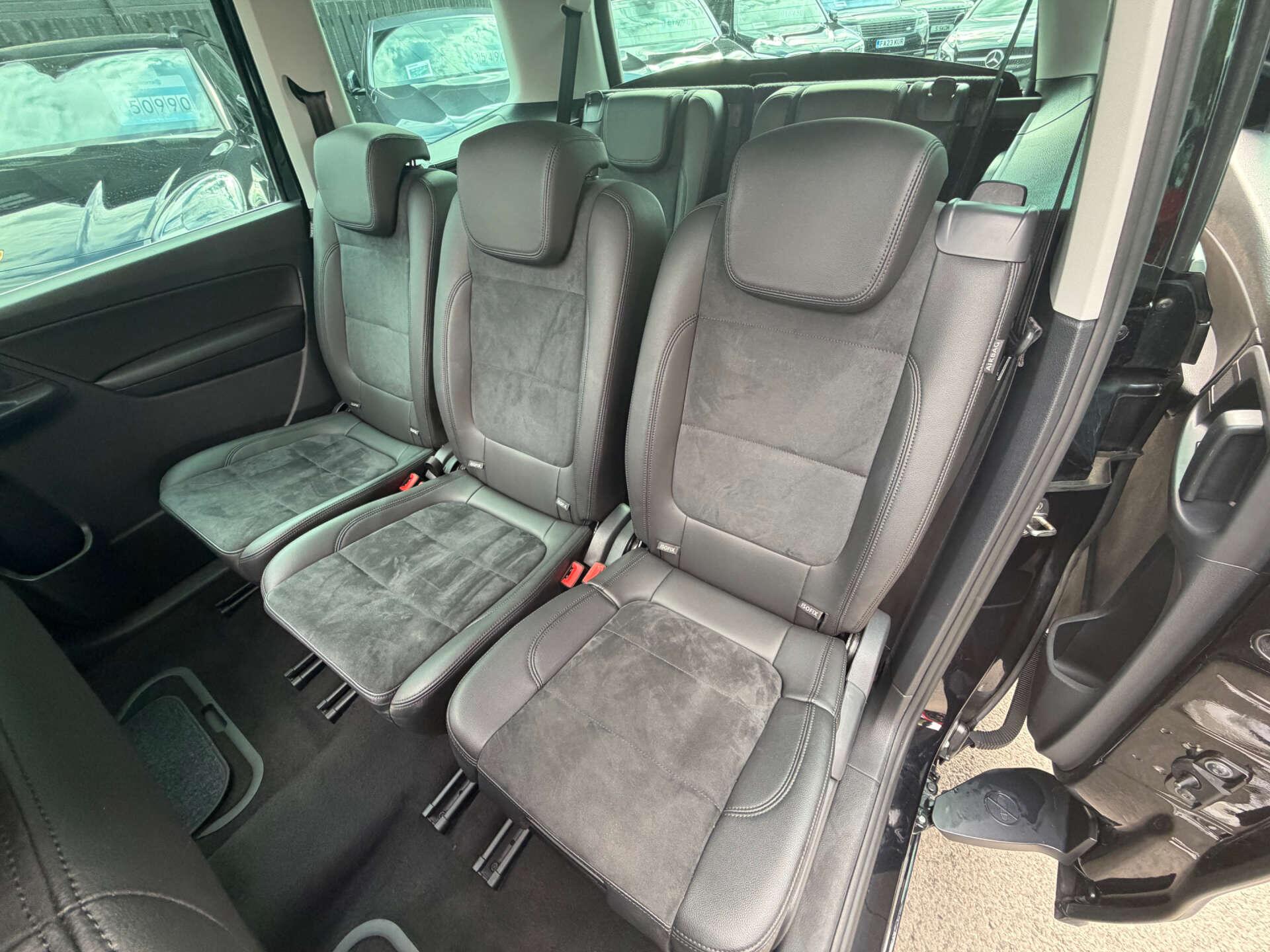 Volkswagen Sharan view 16