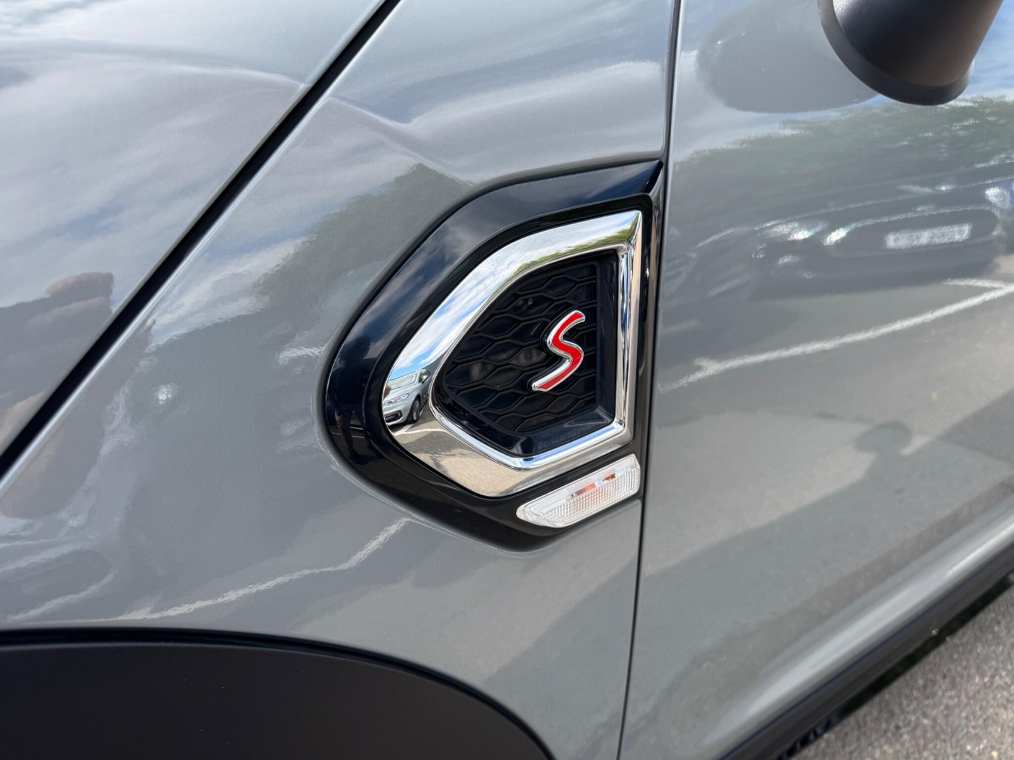 Mini Countryman view 58