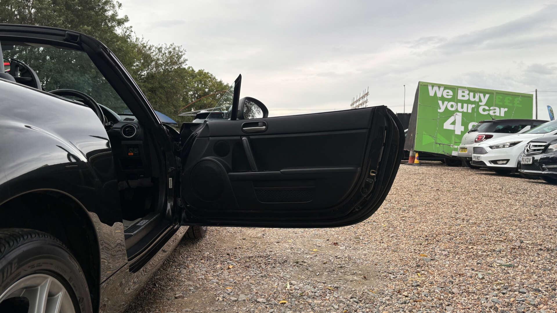 Mazda MX-5 view 28