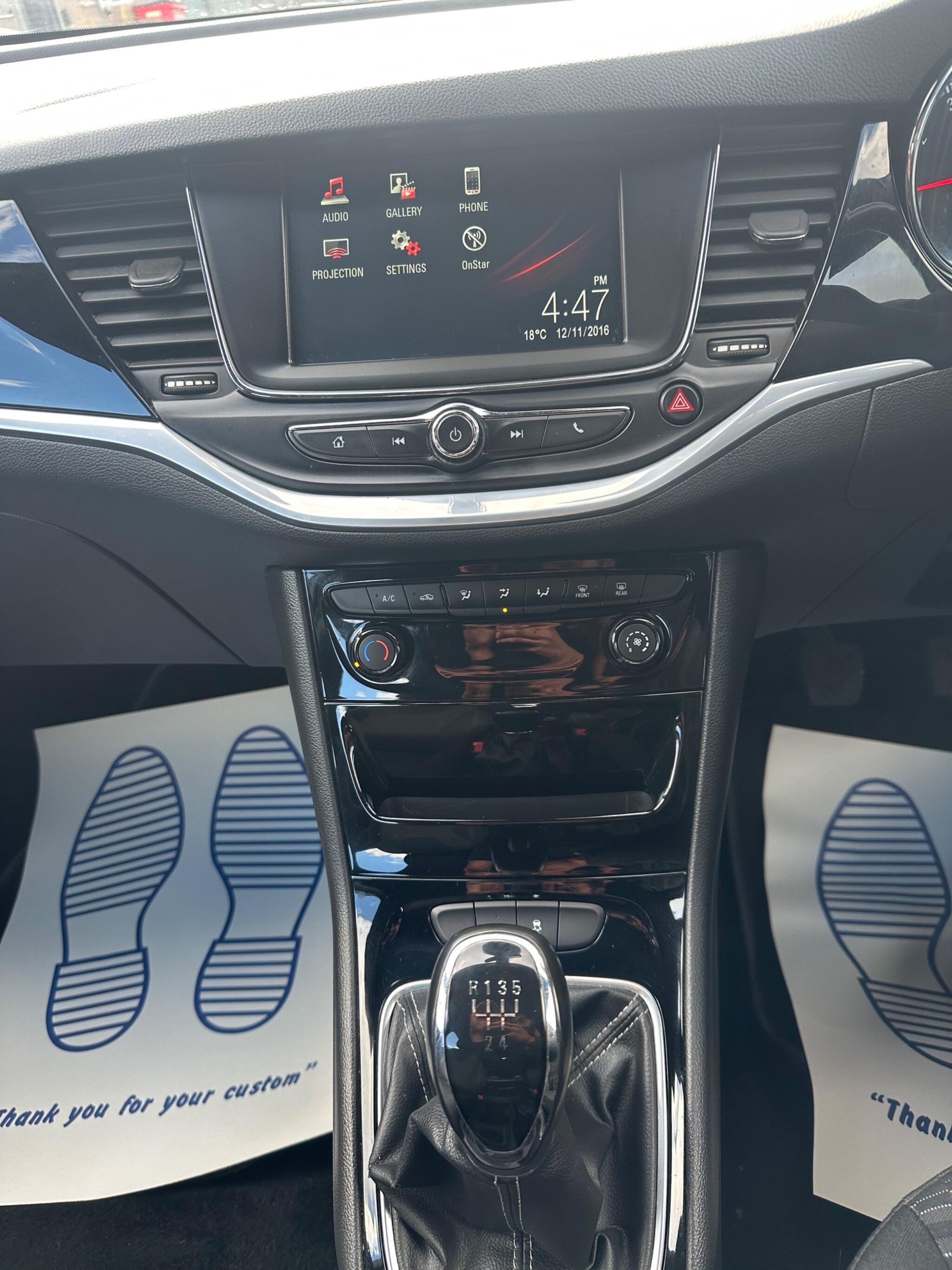 Vauxhall Astra view 24