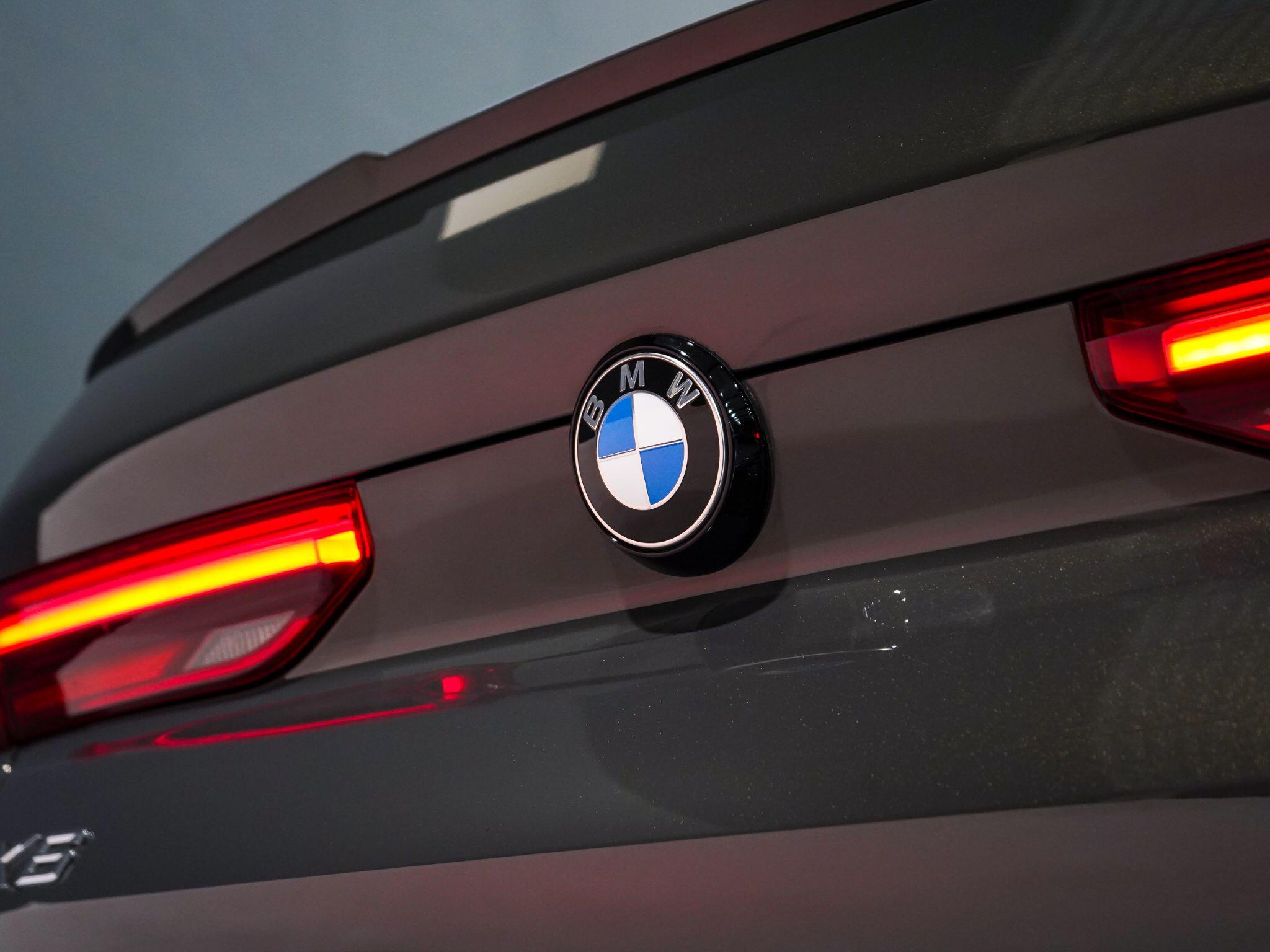 BMW X6 view 61