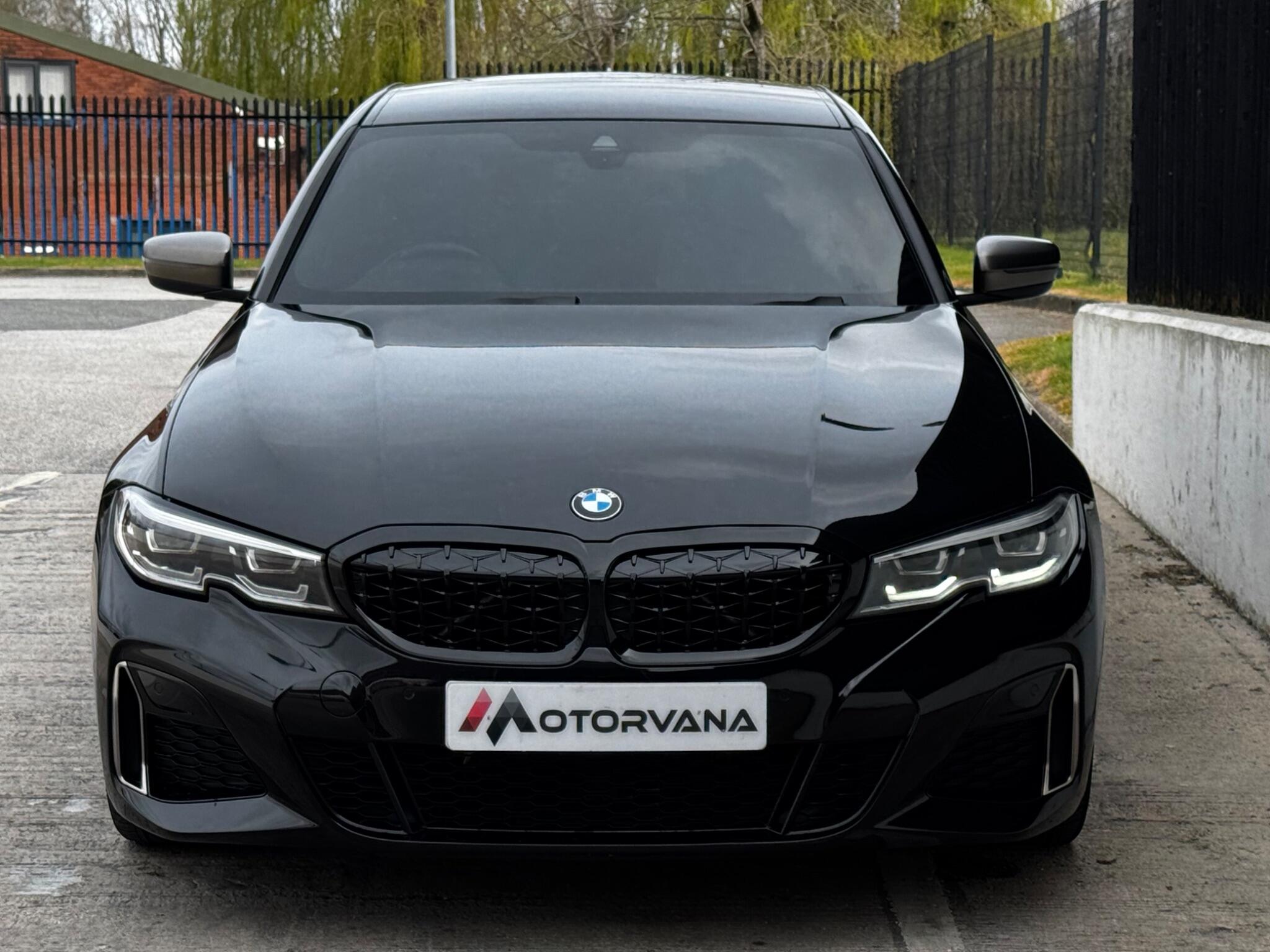 BMW 3 Series view 10