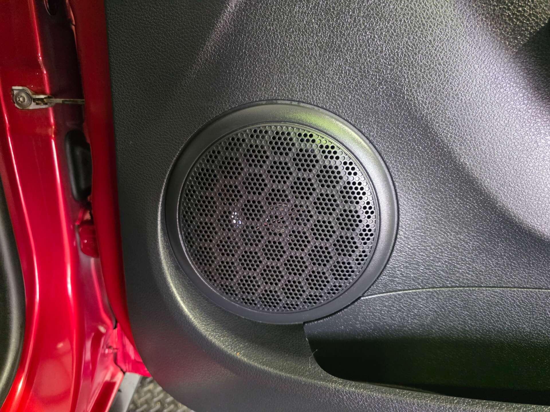 Dacia Sandero view 14