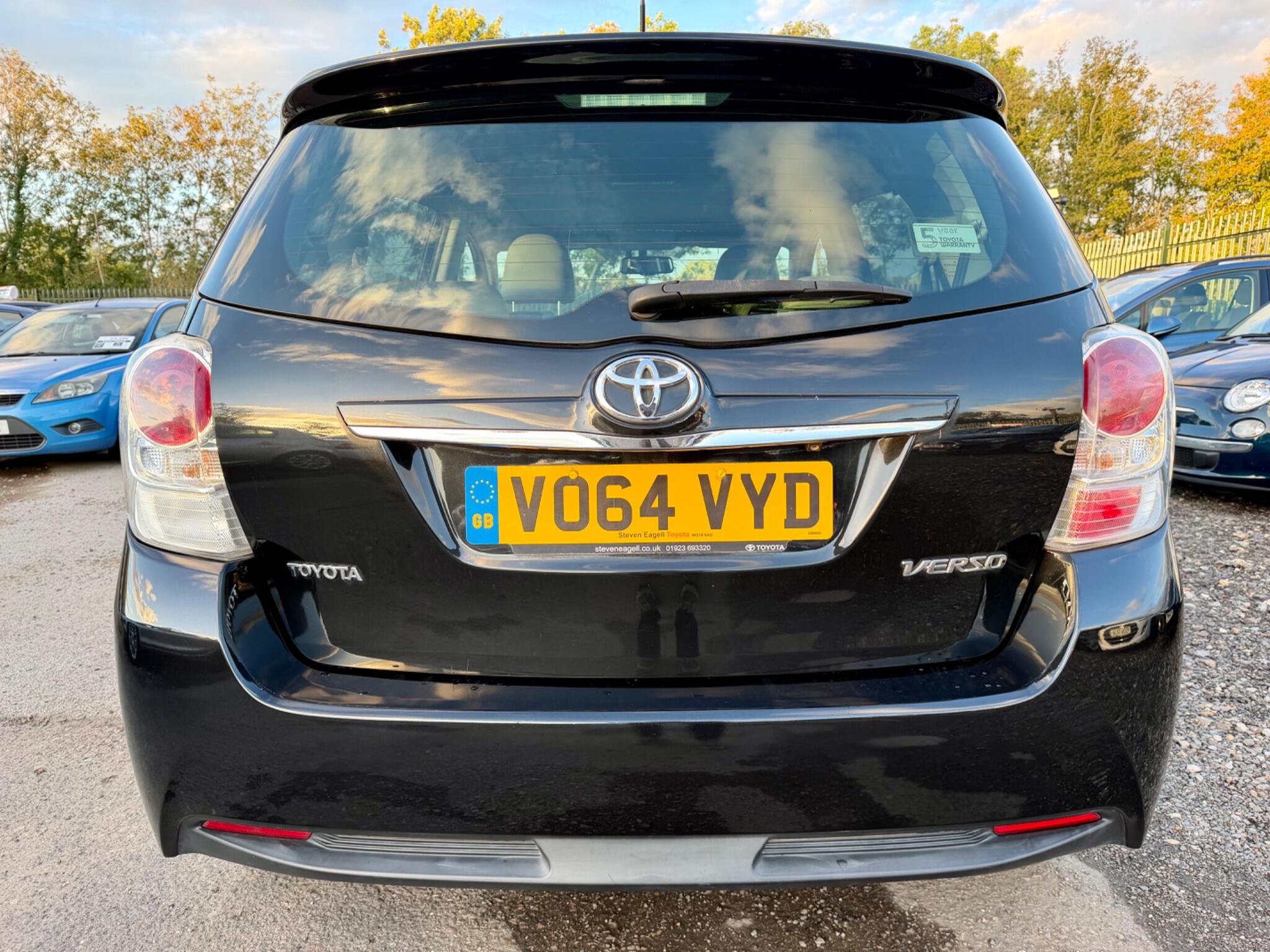 Toyota Verso view 16
