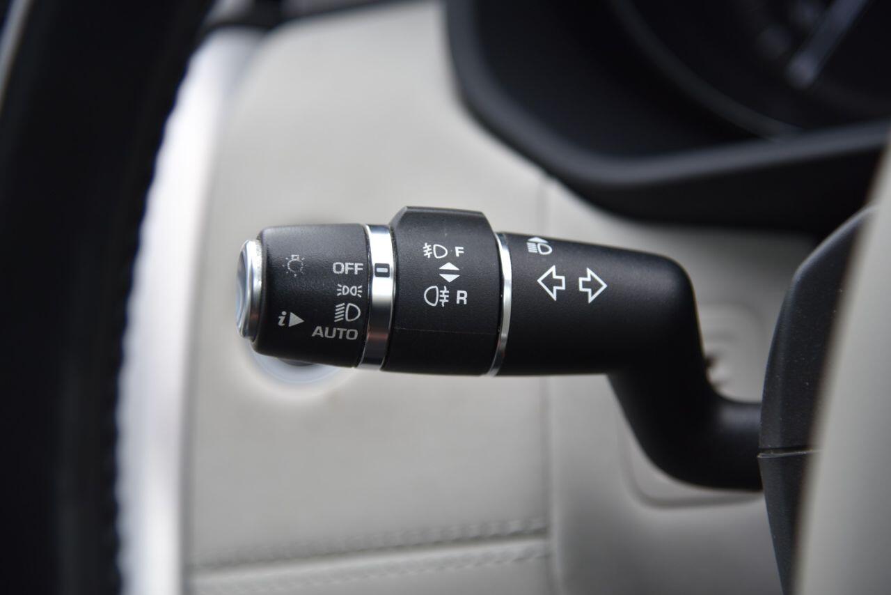 Land Rover Discovery view 36