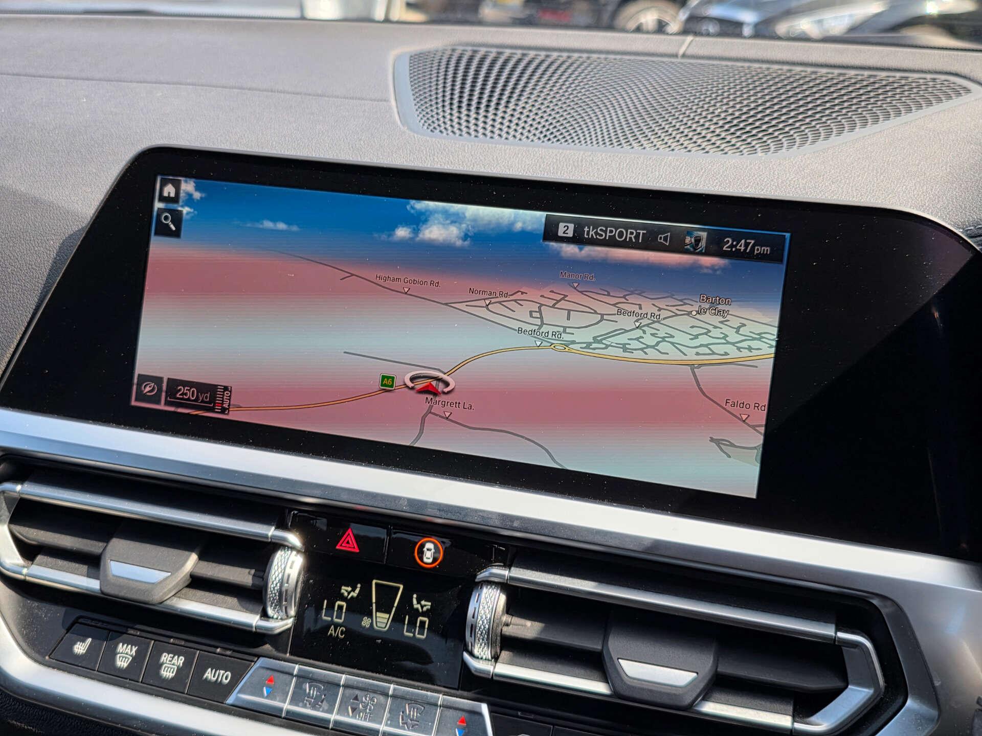 BMW 3 Series view 34