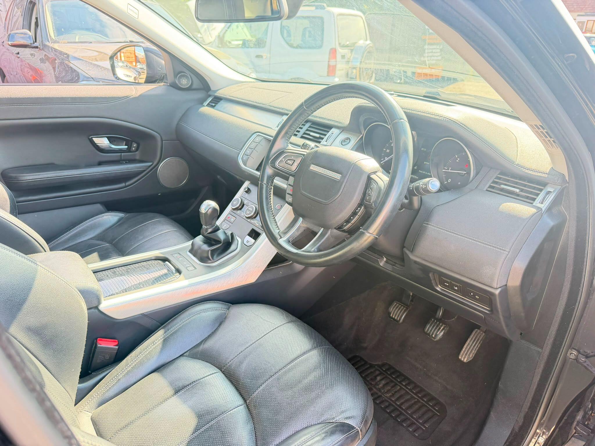 Land Rover Range Rover Evoque view 15