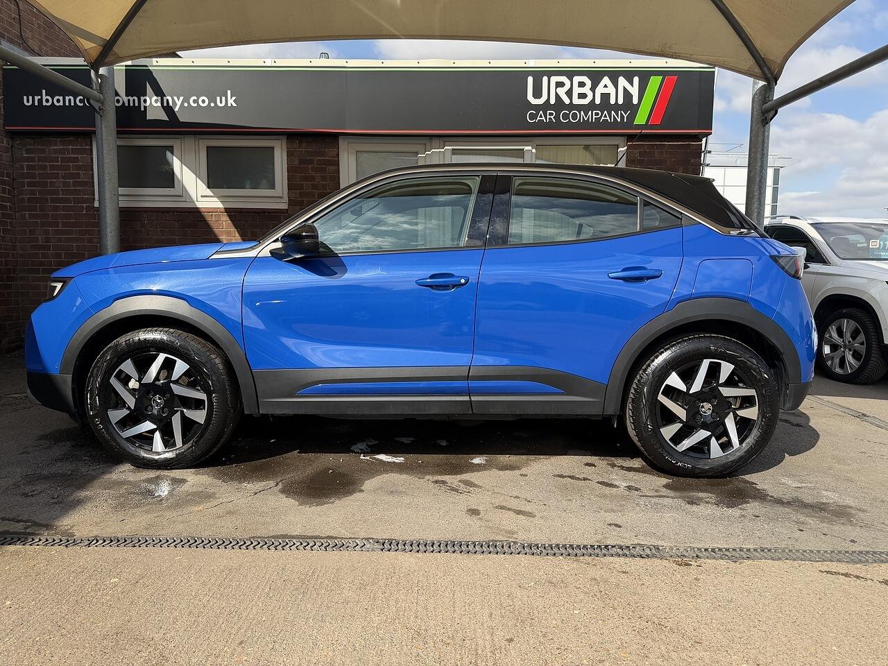 Vauxhall Mokka Electric view 4