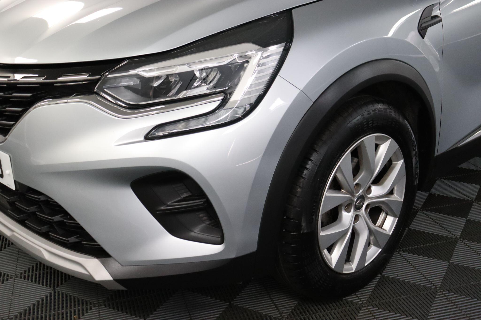 Renault Captur view 33