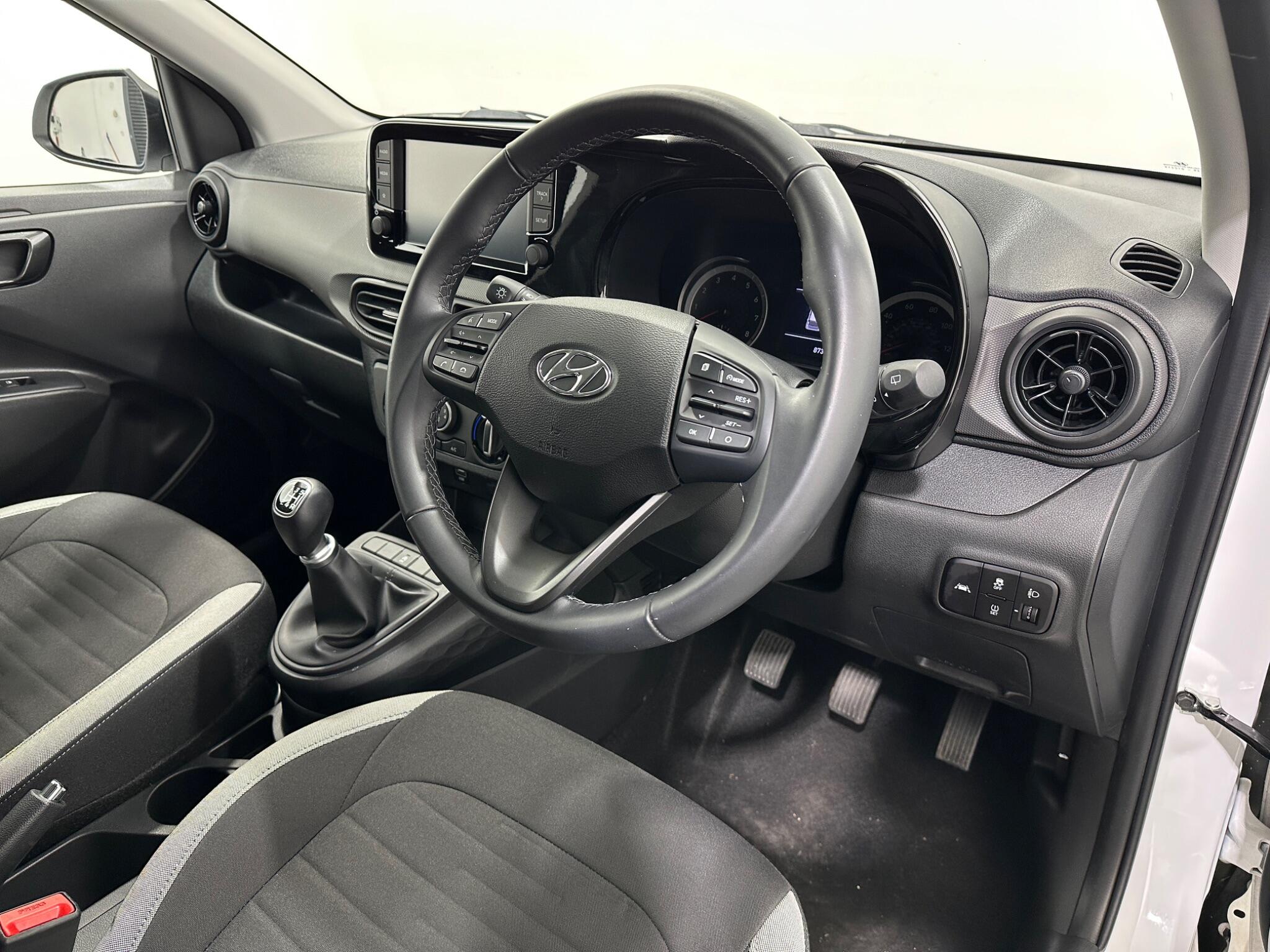 Hyundai I10 view 11