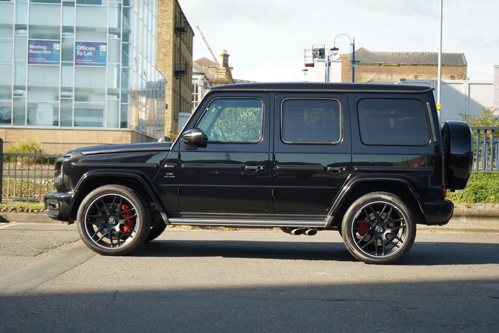 Mercedes-Benz G-Class view 9