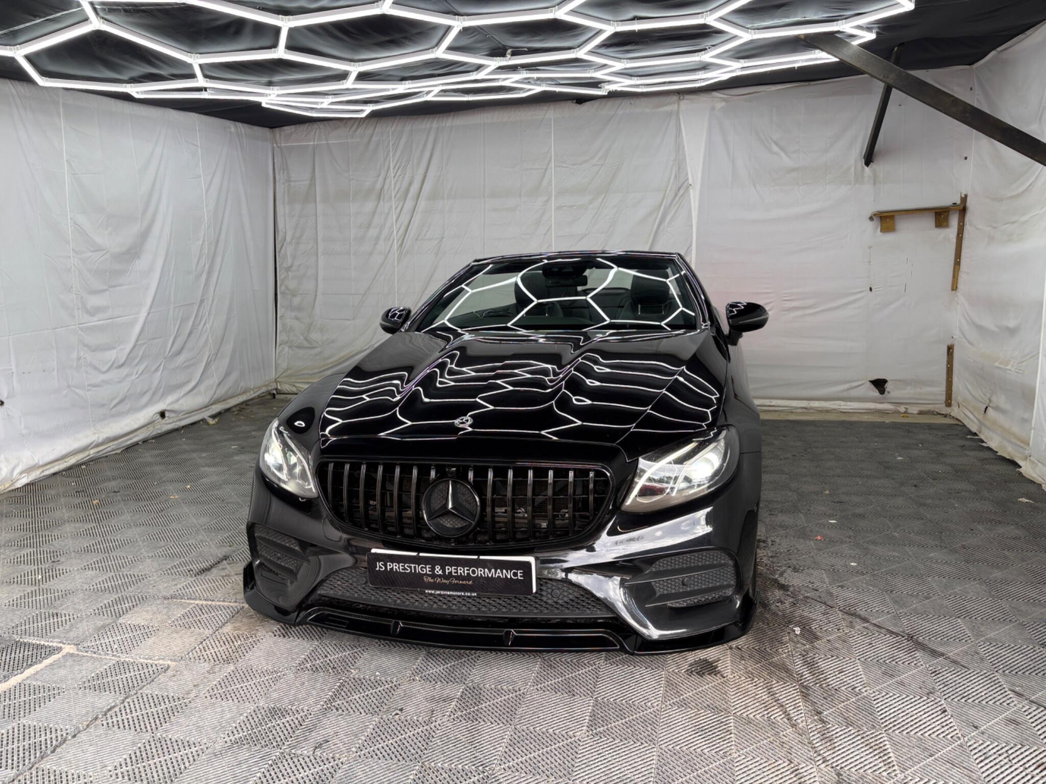 Mercedes-Benz E-Class view 7