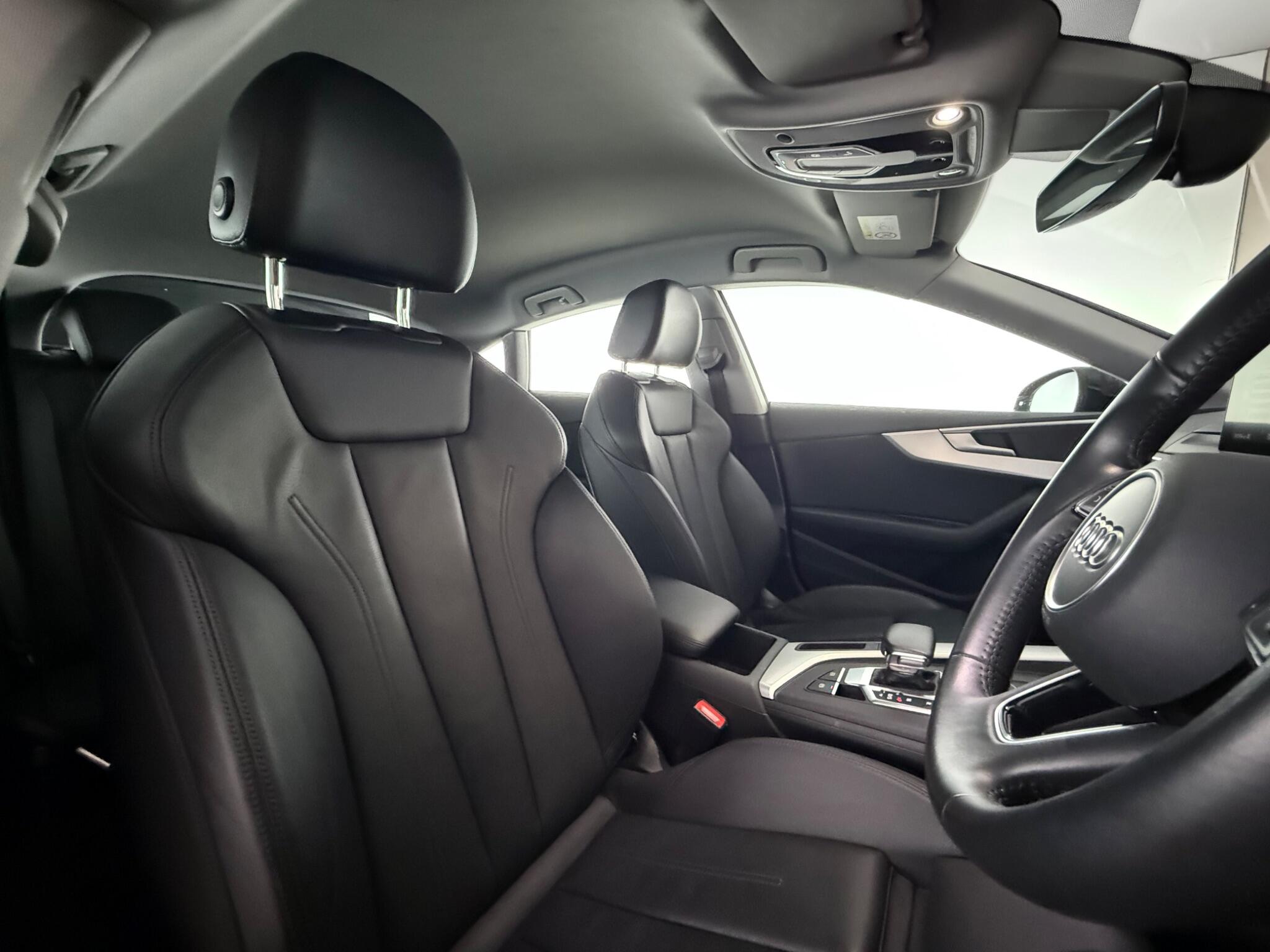 Audi A5 view 29