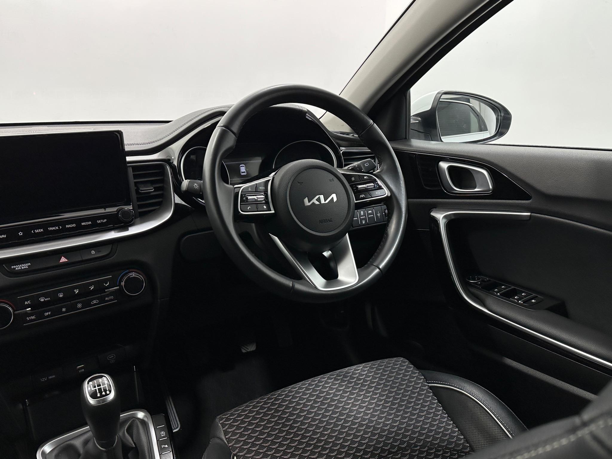 Kia Ceed view 12