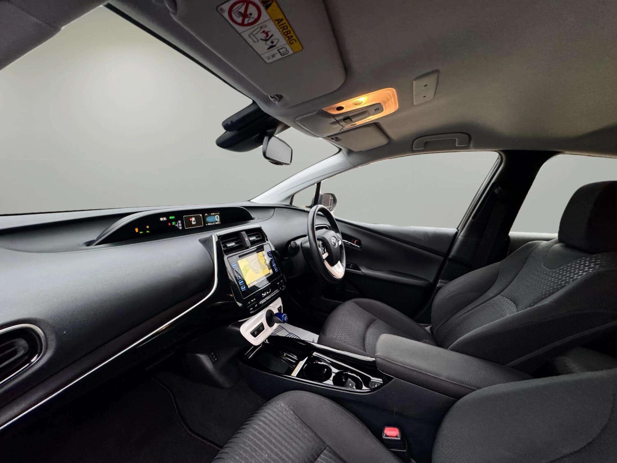 Toyota Prius view 59