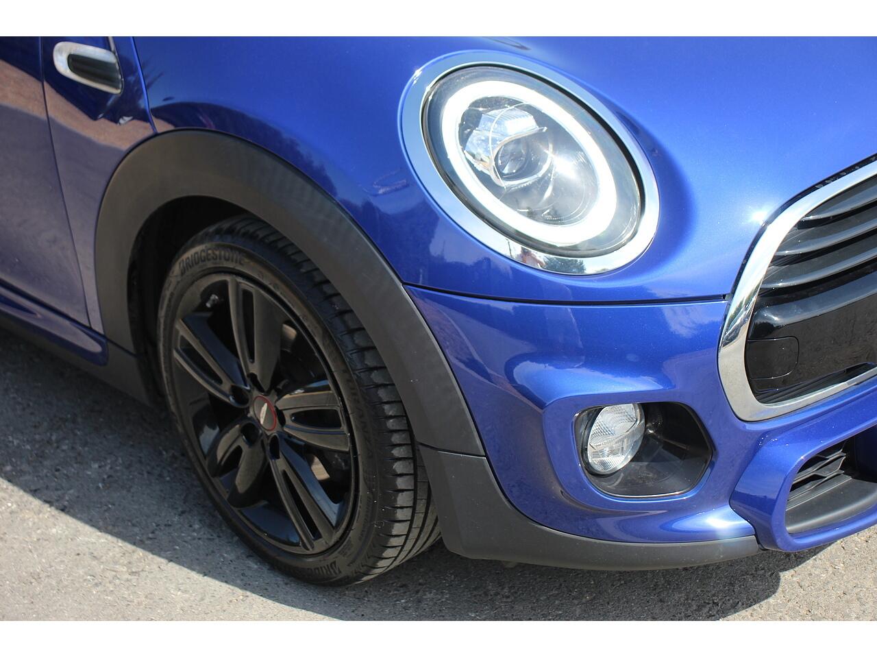 Mini Cooper view 33