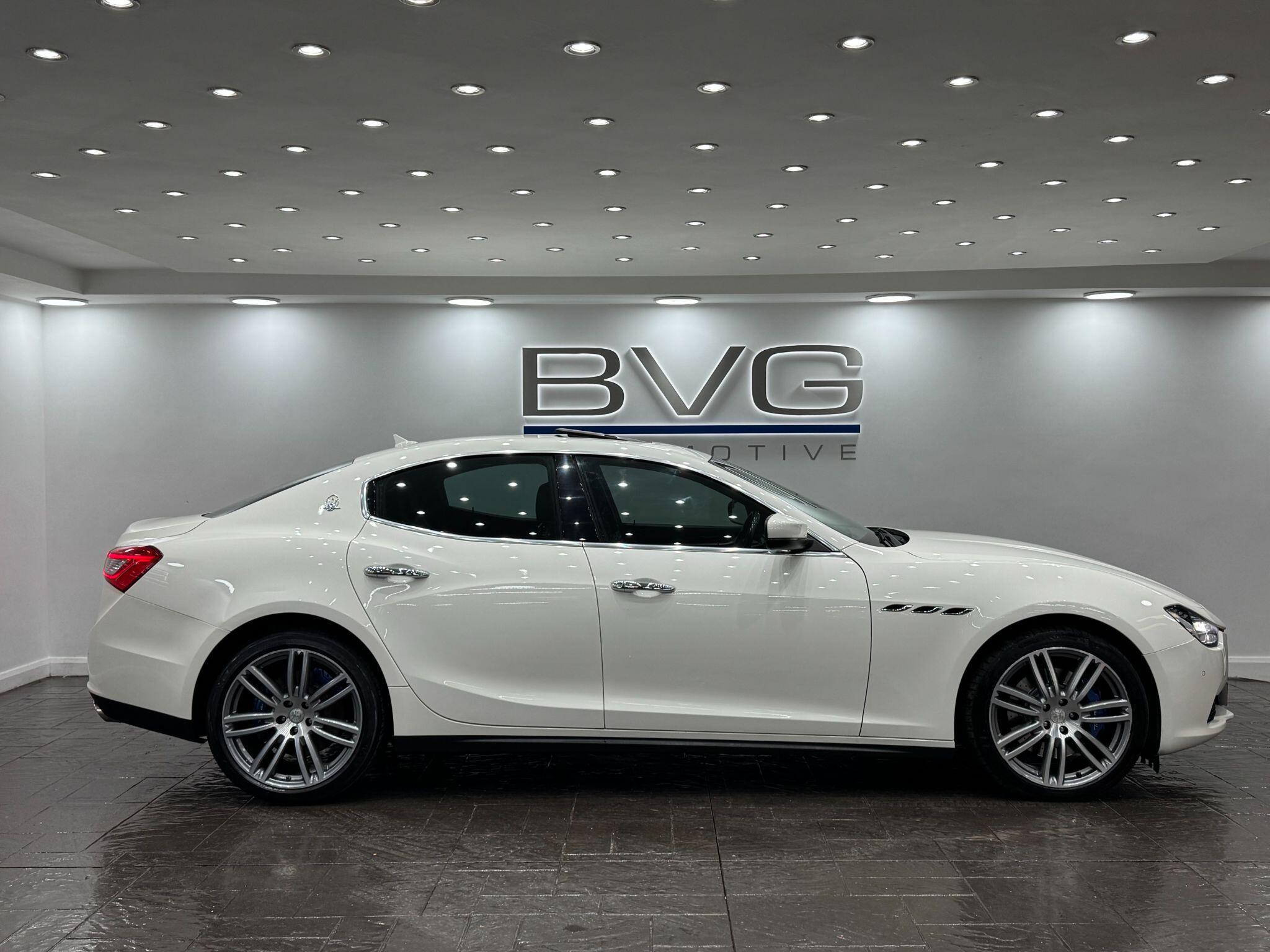 Maserati Ghibli view 15