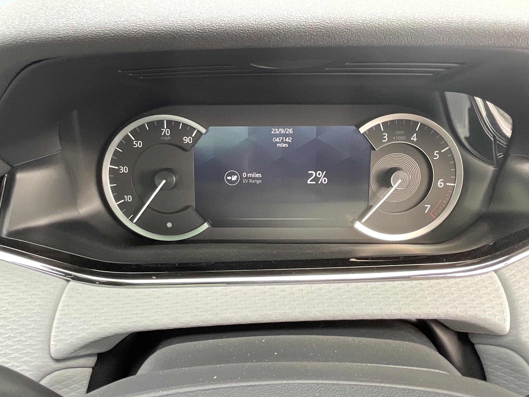 Land Rover Range Rover Evoque view 21
