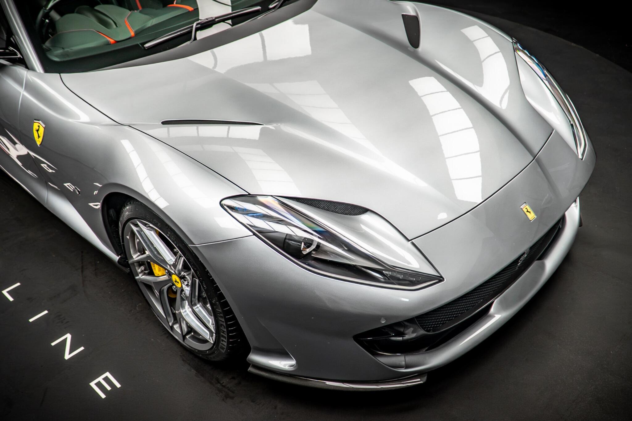 Ferrari 812 view 11