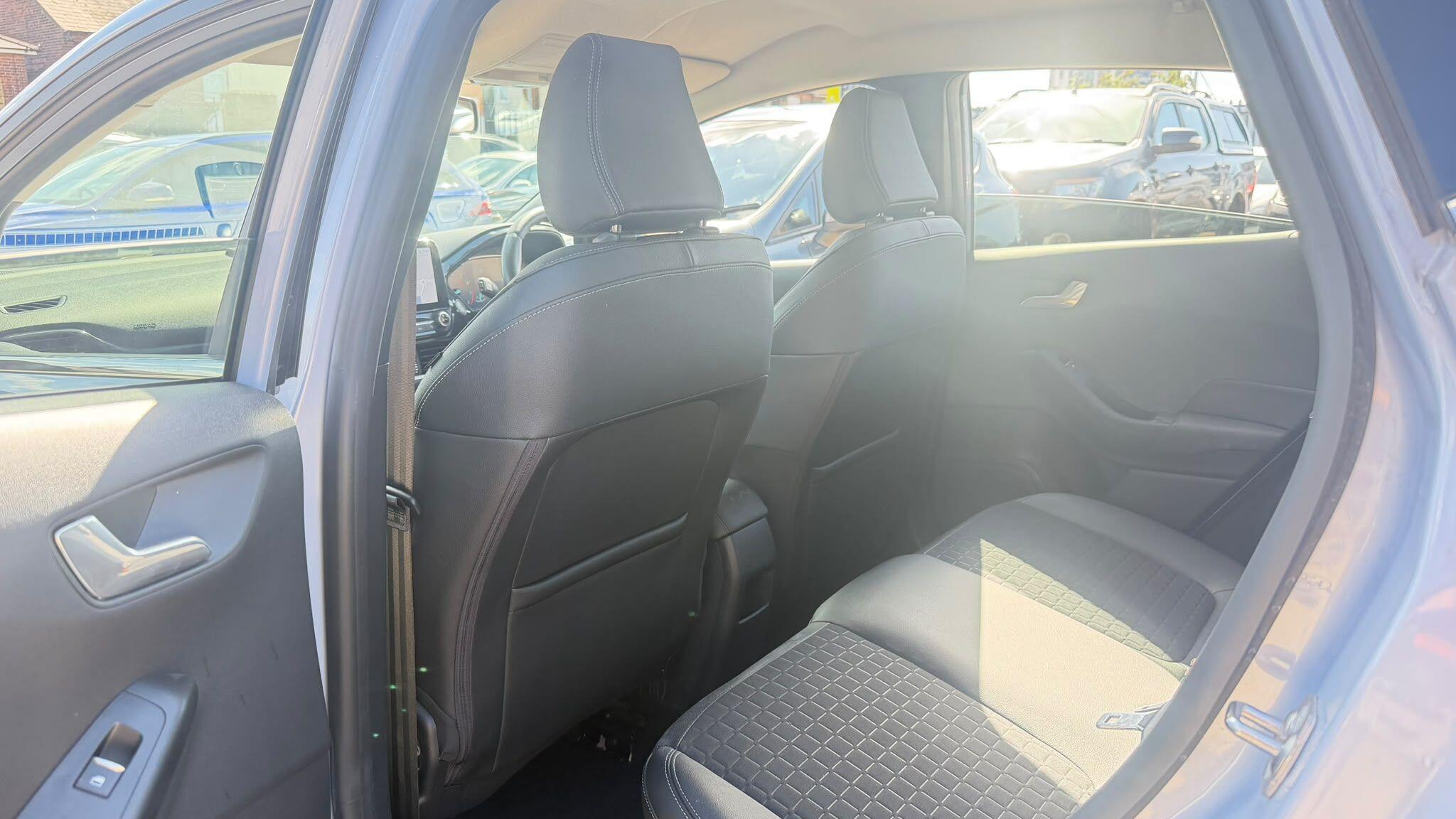 Ford Fiesta view 19