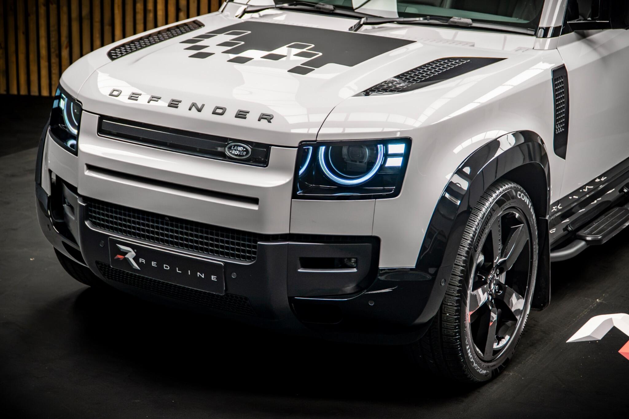Land Rover Defender view 15
