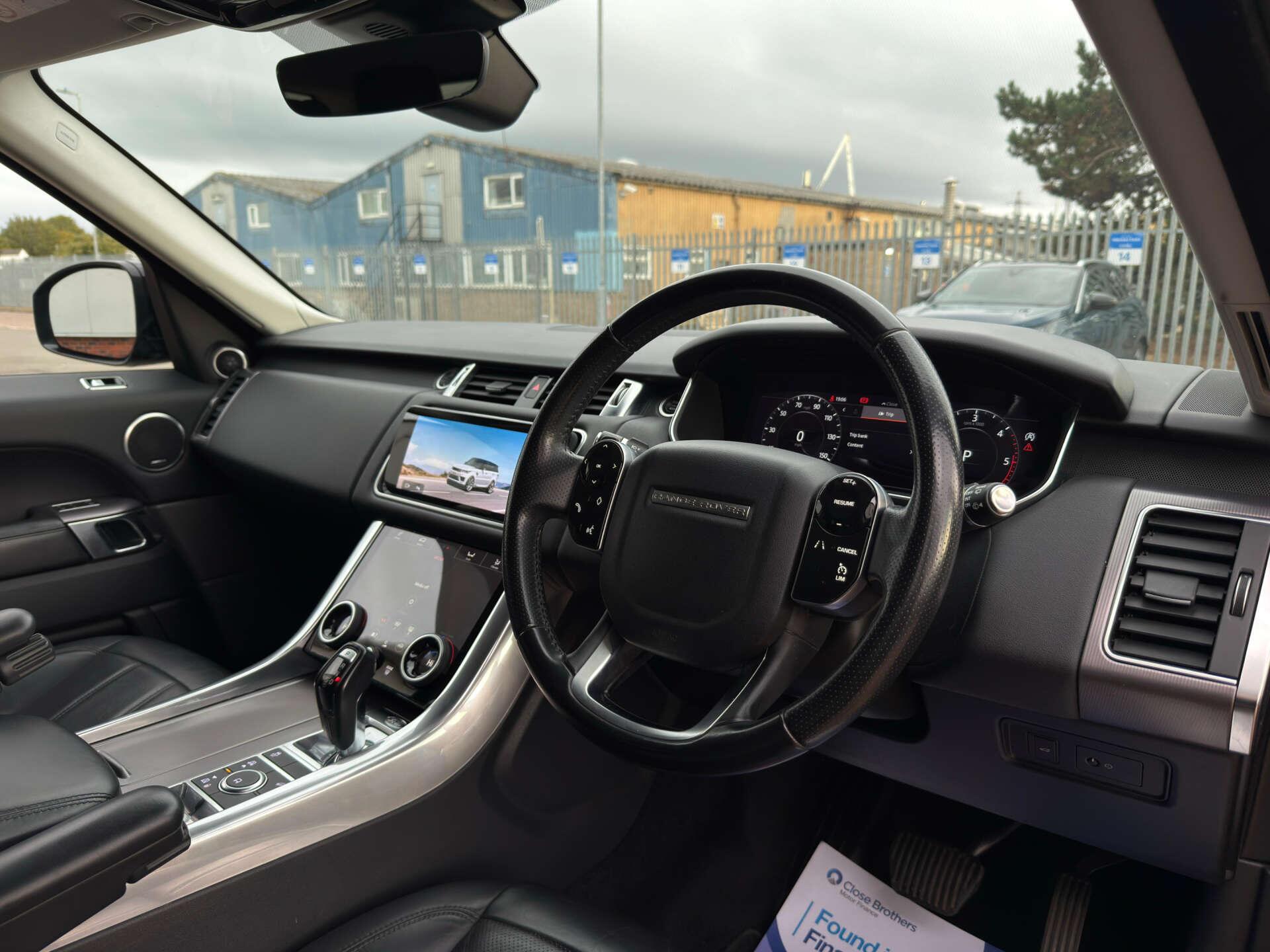 Land Rover Range Rover Sport view 19