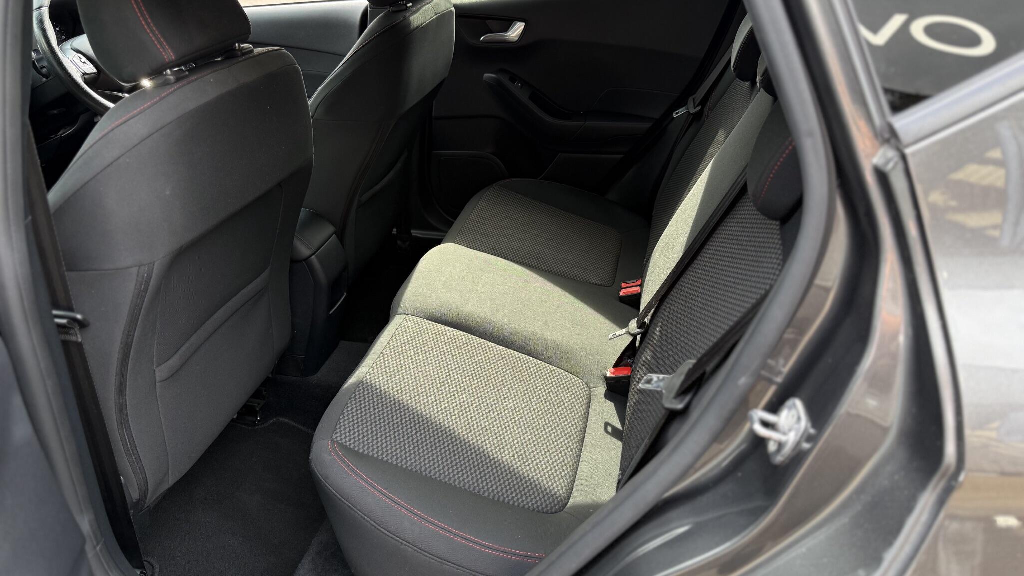 Ford Fiesta view 29
