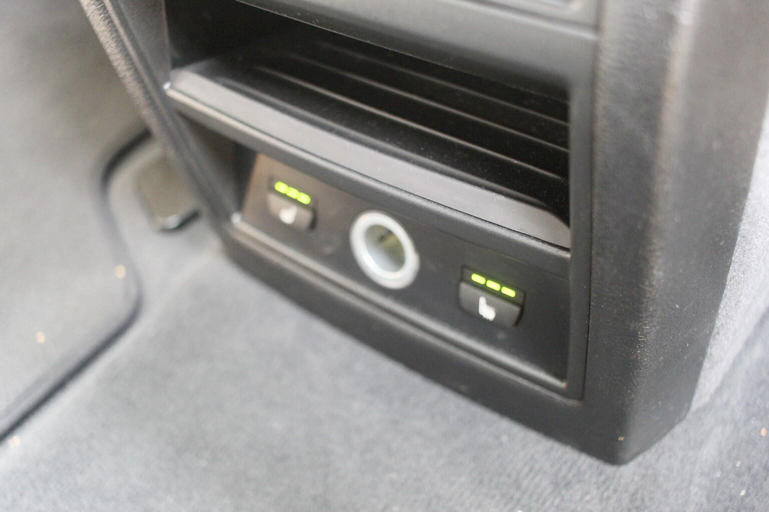 BMW X5 view 11