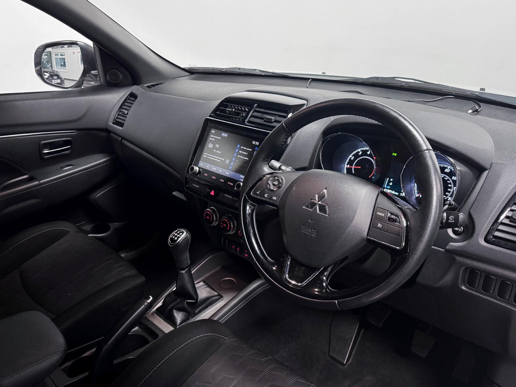 Mitsubishi ASX view 17
