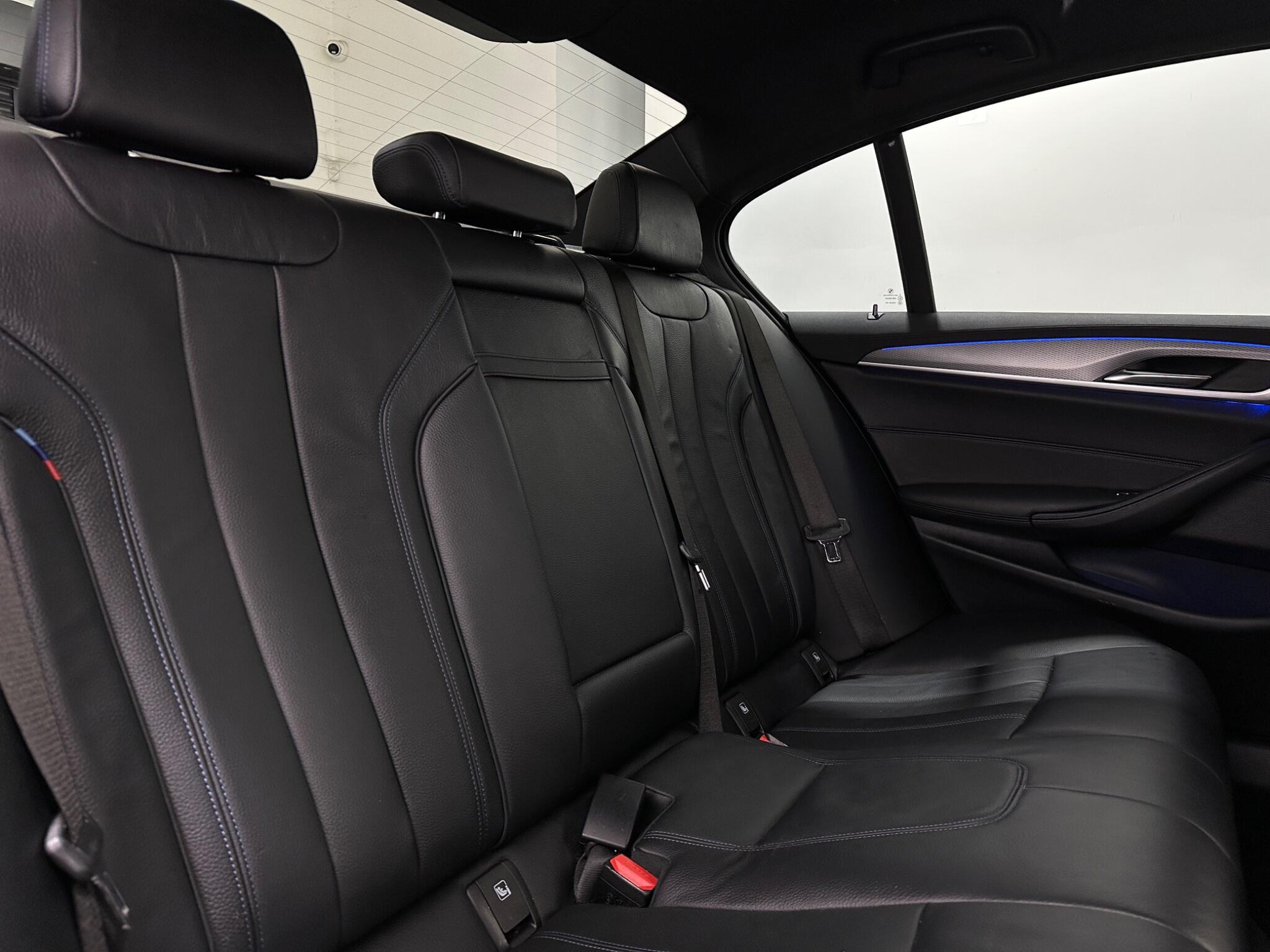 BMW 5 Series view 41