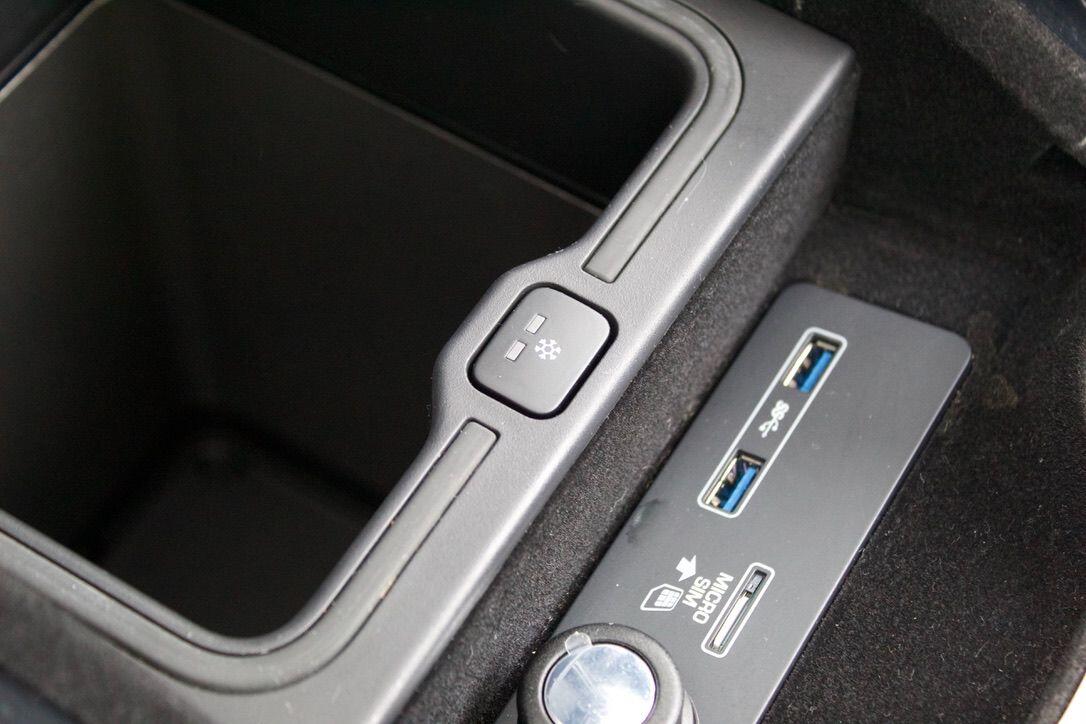 Land Rover Range Rover view 27