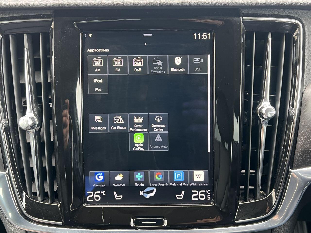 Volvo V90 Cross Country view 44