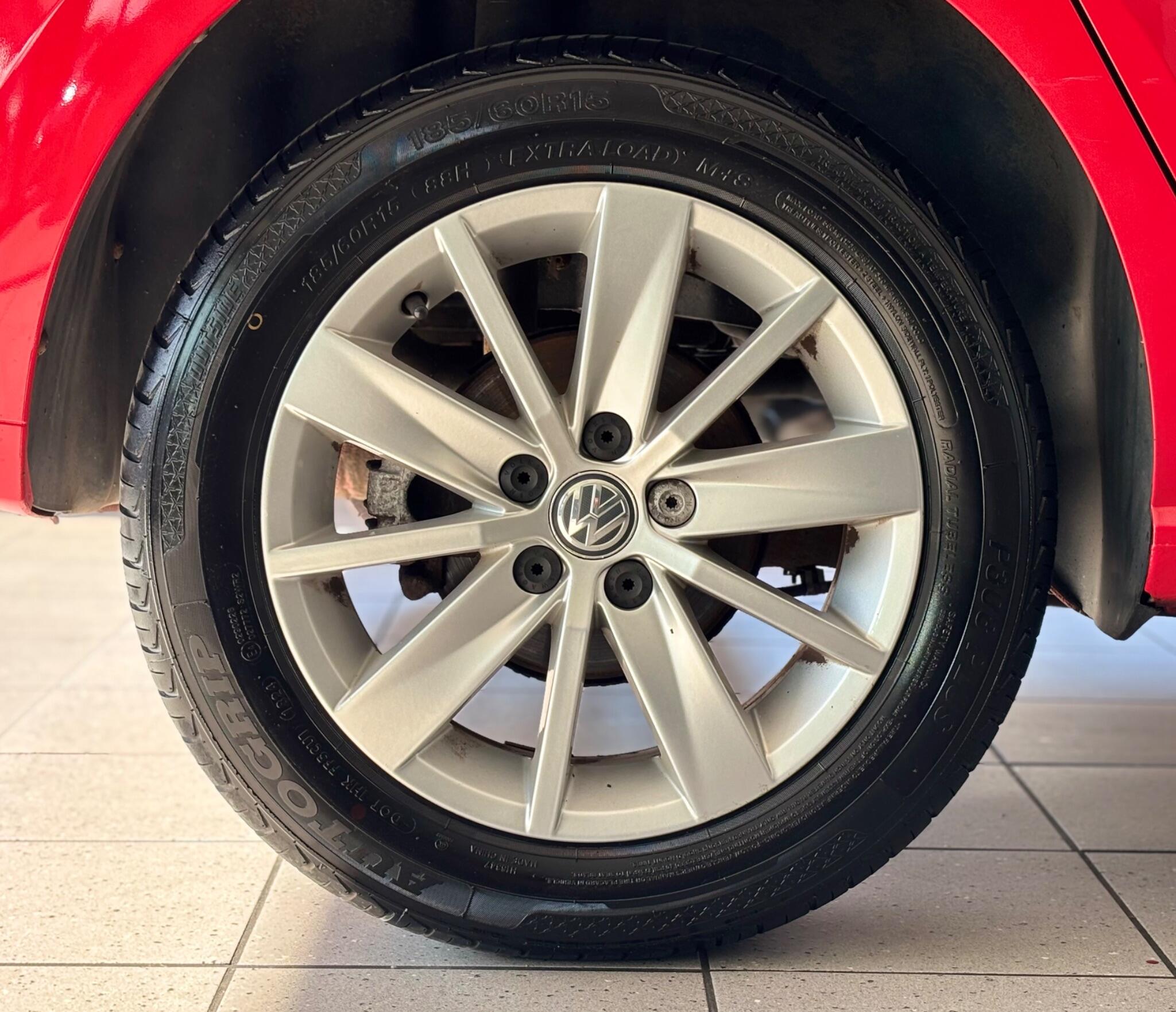 Volkswagen Polo view 15