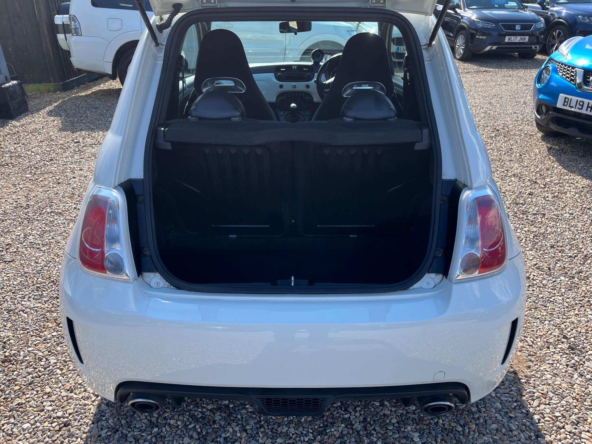 Abarth 595 view 6