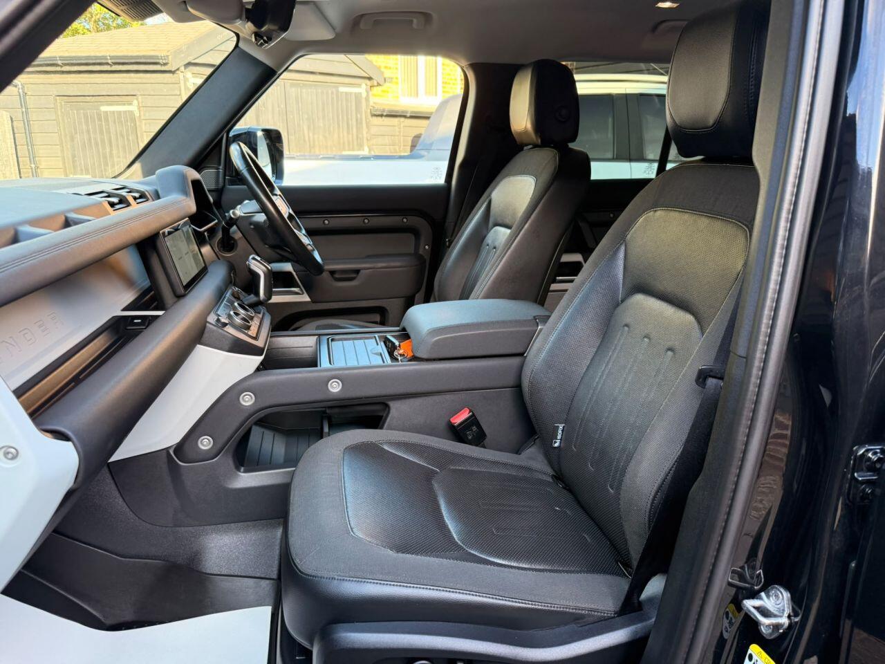 Land Rover Defender view 10