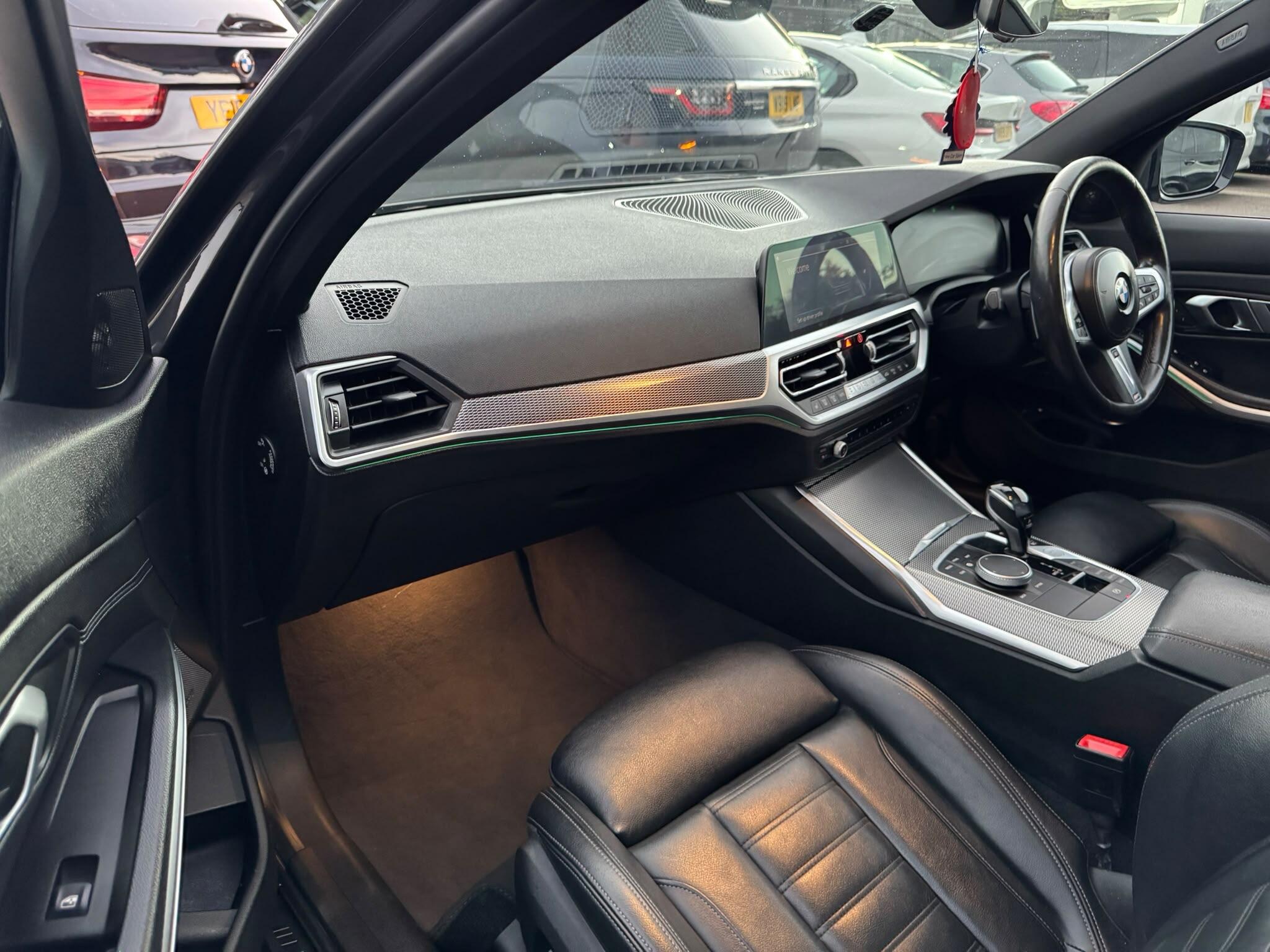 BMW 3 Series view 48