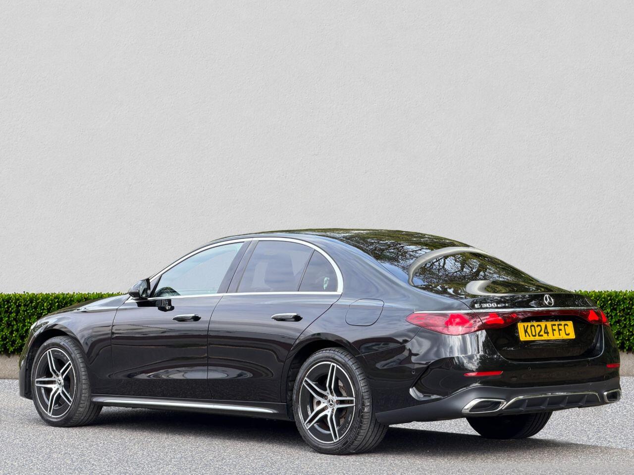 Mercedes-Benz E-Class view 5