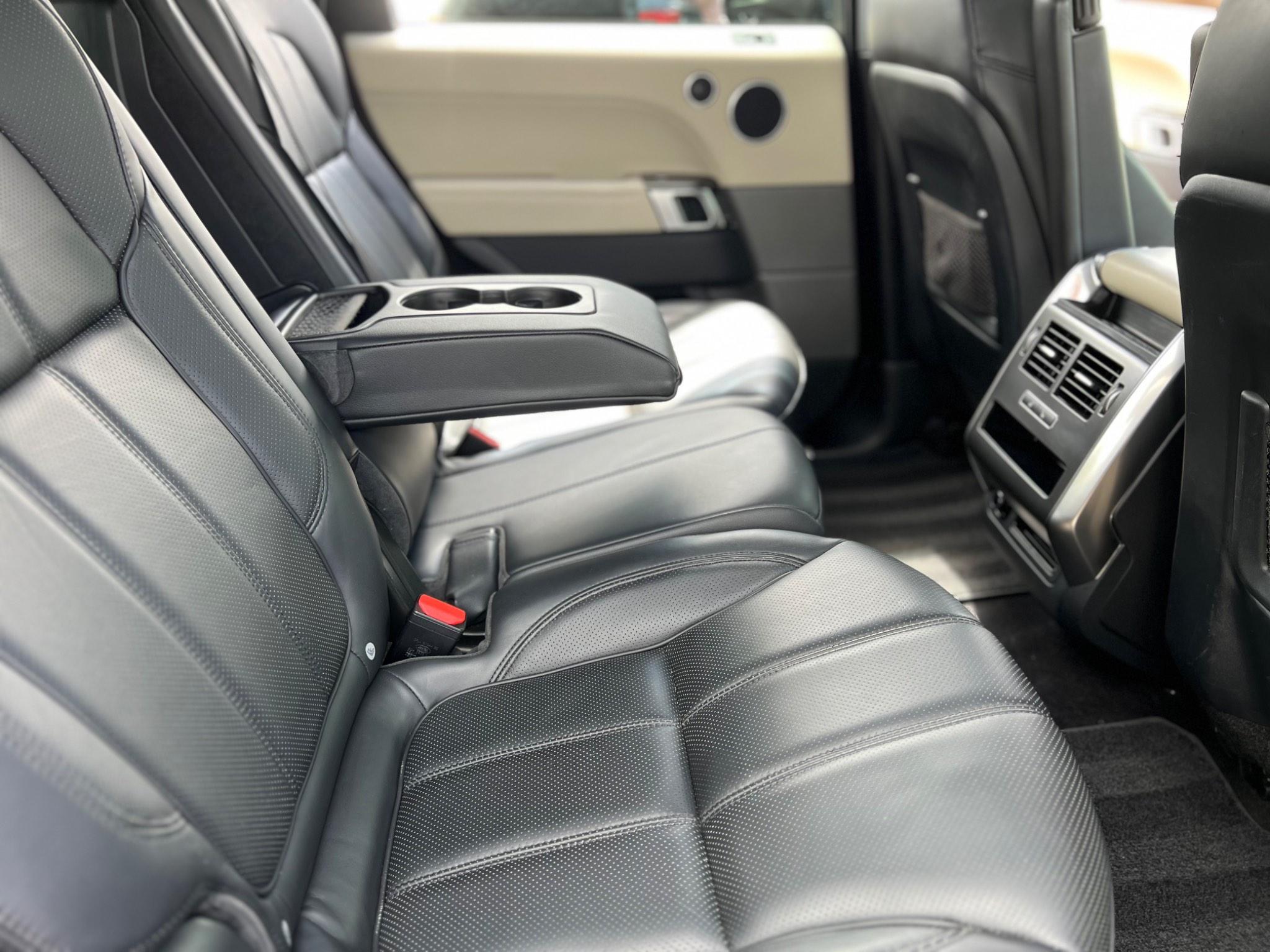Land Rover Range Rover Sport view 32