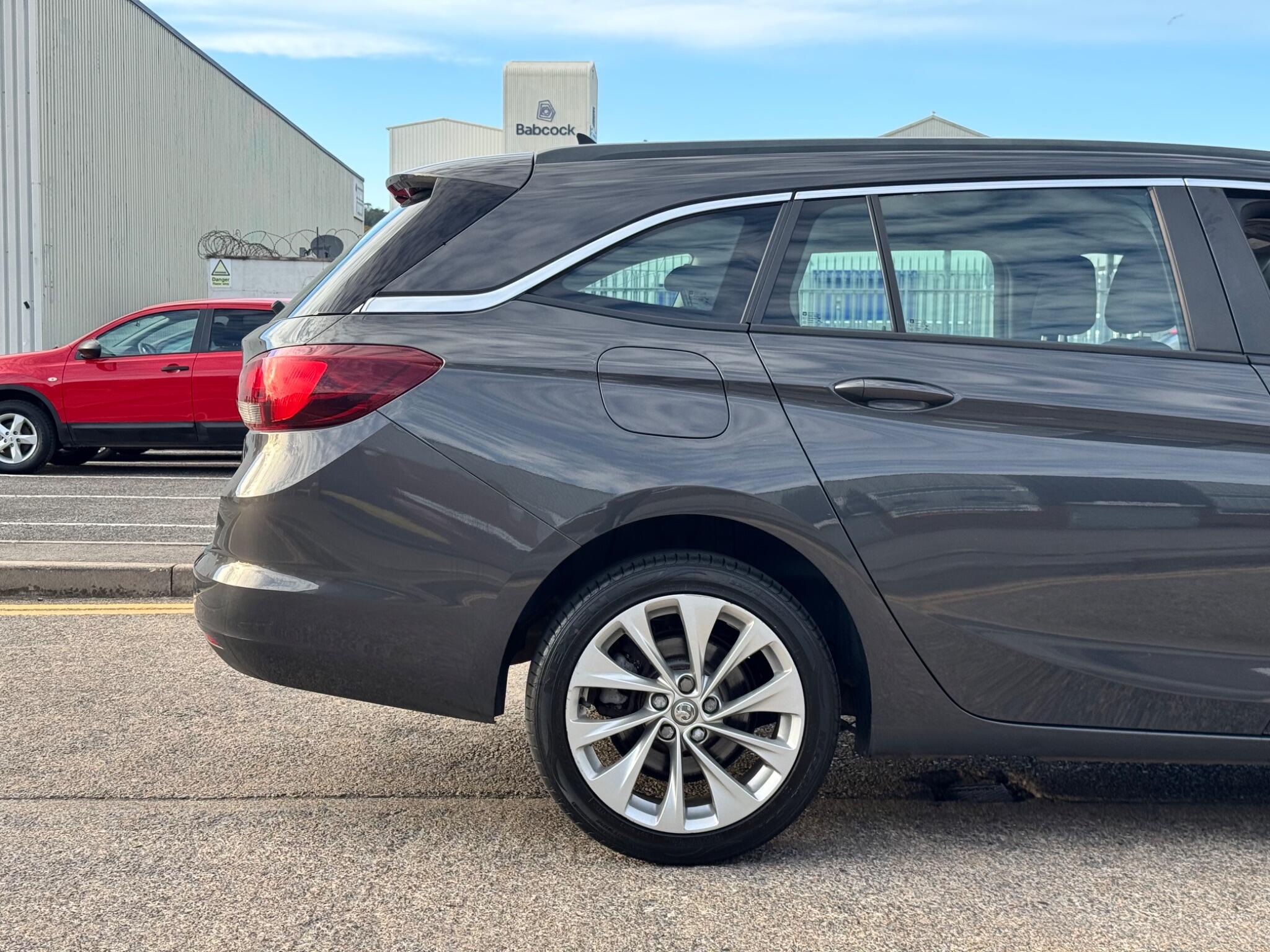 Vauxhall Astra view 31