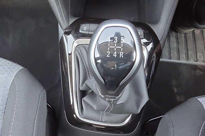 Vauxhall Corsa view 32